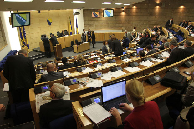 ФБиХ: Српска листа чека имена кандидата!